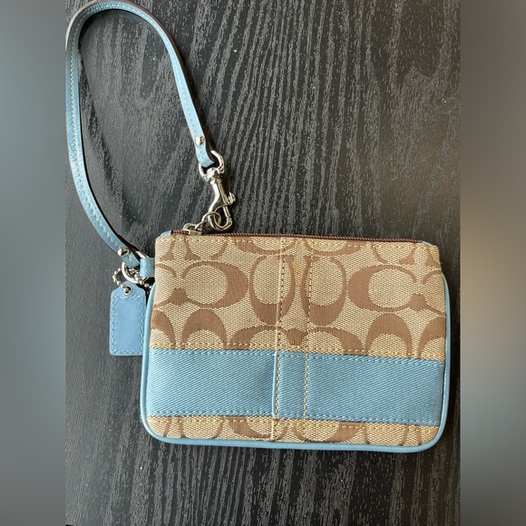 COACH wristlet signature C baby blue stripe Y2K - Picture 5 of 7